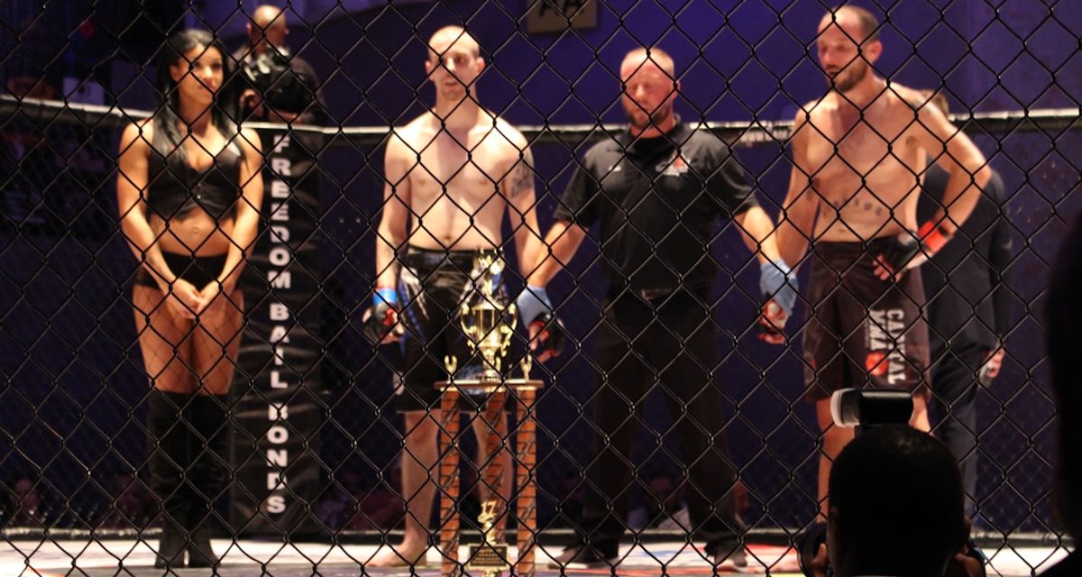 Около 100 юных бойцов из пяти регионов разыграли чемпионские пояса в Нальчике