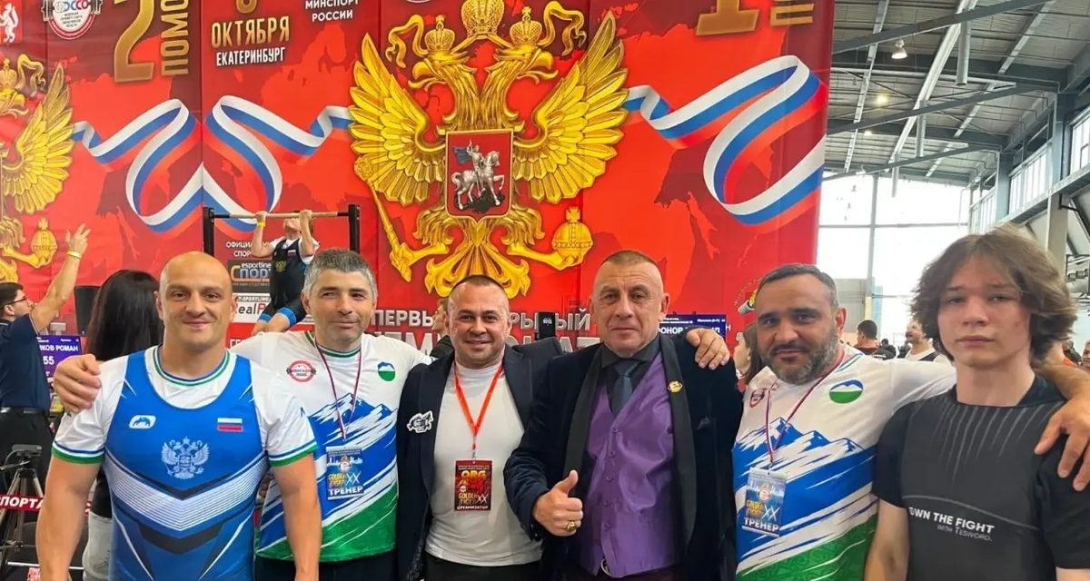 Майор полиции из Нальчика привёз два золота с чемпионата России по силовому спорту
